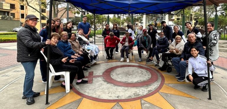 gimnasio terapeutico - para adultos mayores